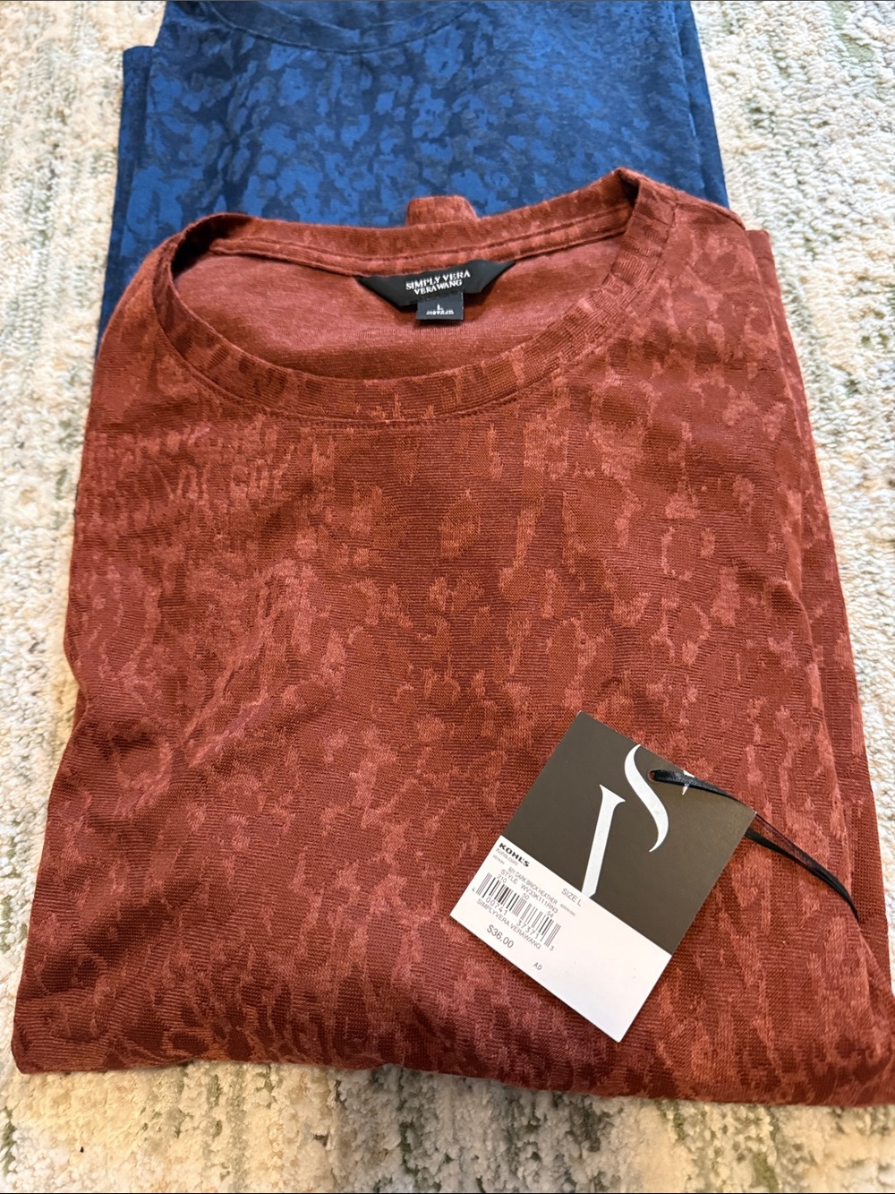 Simply Vera Vera Wang Men's Rust Crewneck Long Sleeve Shirt with Subtle Texture